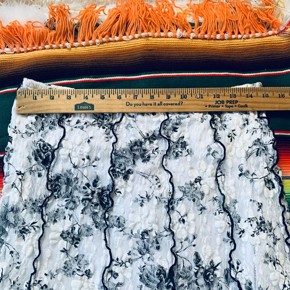 Joseph Ribkoff skirt - Picture 7 of 9